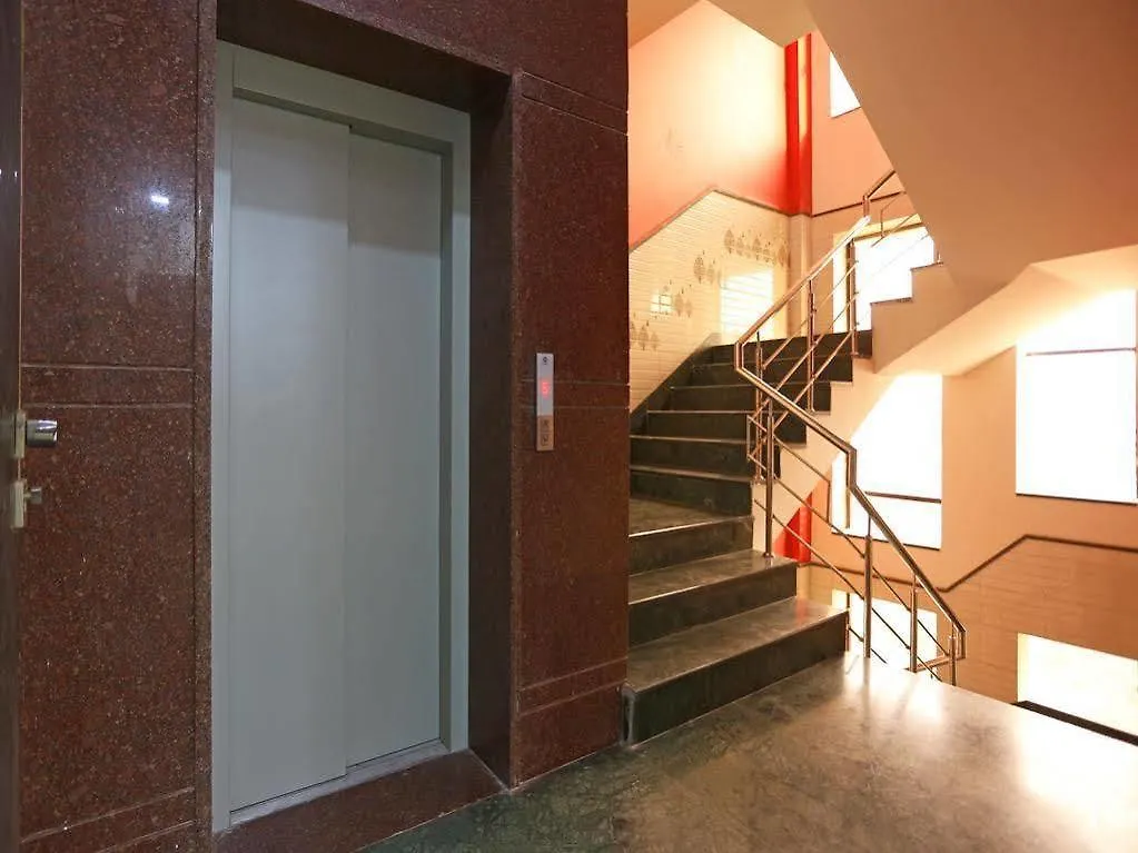 Hotel Oyo Rooms Rohini Pitampura Delhi
